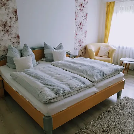 Gaestehaus Tepel Maison d'hôtes 4*